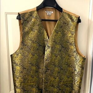 Daniel Ellissa Gold and Black vest